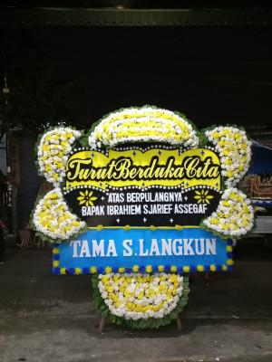 Papan Bunga Duka di Glumpang Baro