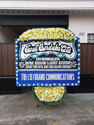 Papan Bunga Duka di Glumpang Baro